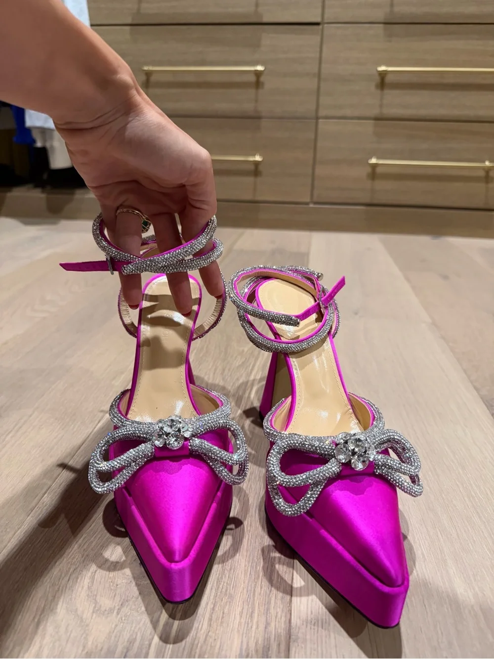 MACH & MACH Fuchsia Crystal Bow Platform Heels